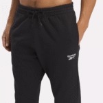 Joggers deportivos de polar con logotipo pequeño Reebok Identity para hombre (copia)